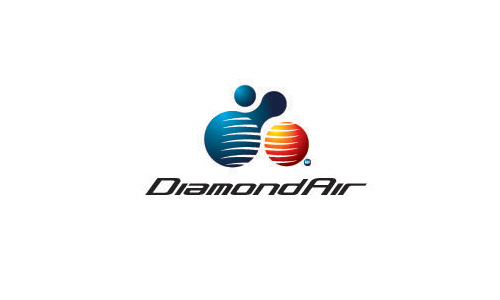 4個不同大小的圓形用不同的顏色填充來體現(xiàn)Diamondair的品牌標(biāo)志設(shè)計