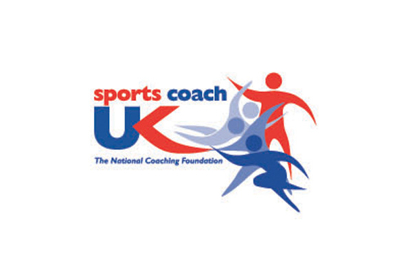 以字母W為設(shè)計元素，將其沿著外部圖形框的形狀進行變形，將其融合在一起的logo設(shè)計