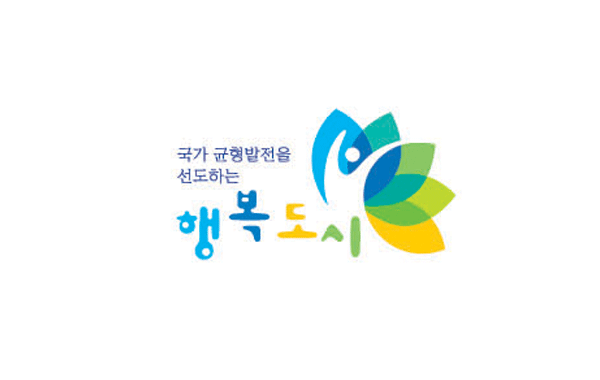 幼兒園logo設(shè)計(jì)：講小朋友玩耍的形態(tài)