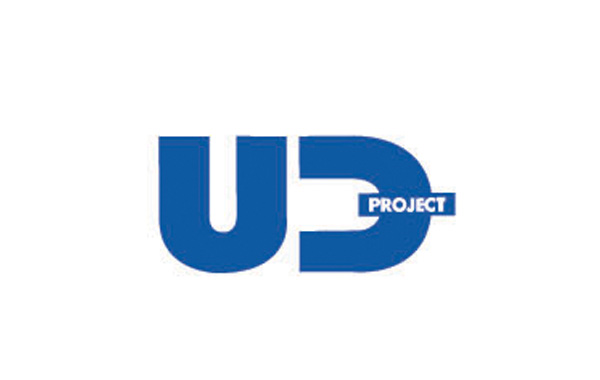 加州大學(xué)項(xiàng)目logo：字母UC為主元素