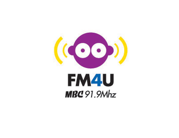FM4U文藝廣播LOGO設(shè)計